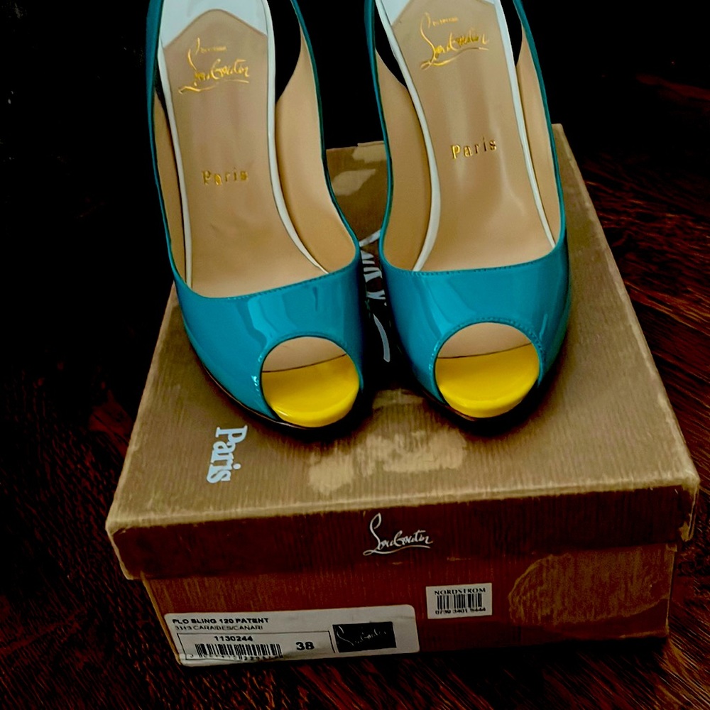 💯 Authentic Christian Louboutin Shoes